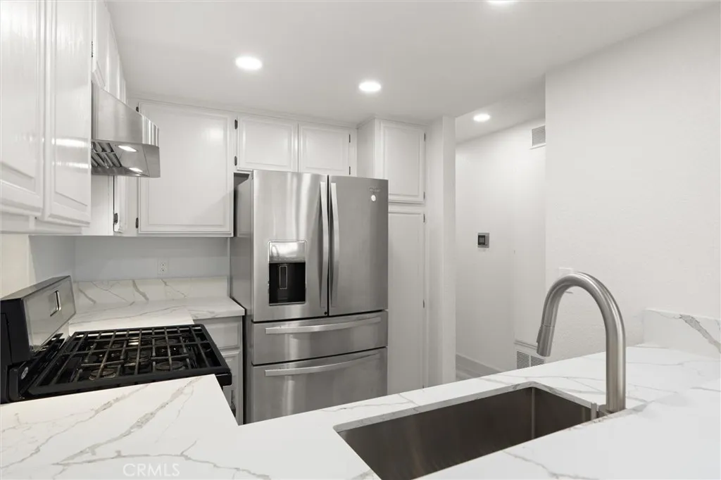 1428 Brett Place 81, San Pedro, California 90732 home-pic-11